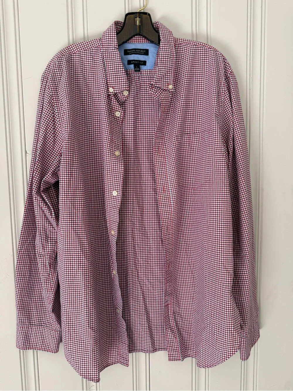 Banana Republic Men’s Red, White and Blue Gingham Button-Down Shirt: Grant Fit